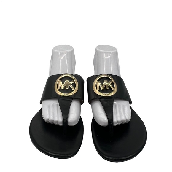 MICHAEL Michael Kors Women's Black Racquel T-Strap Logo Sandals Size 8 1/2 Women - Picture 2 of 8